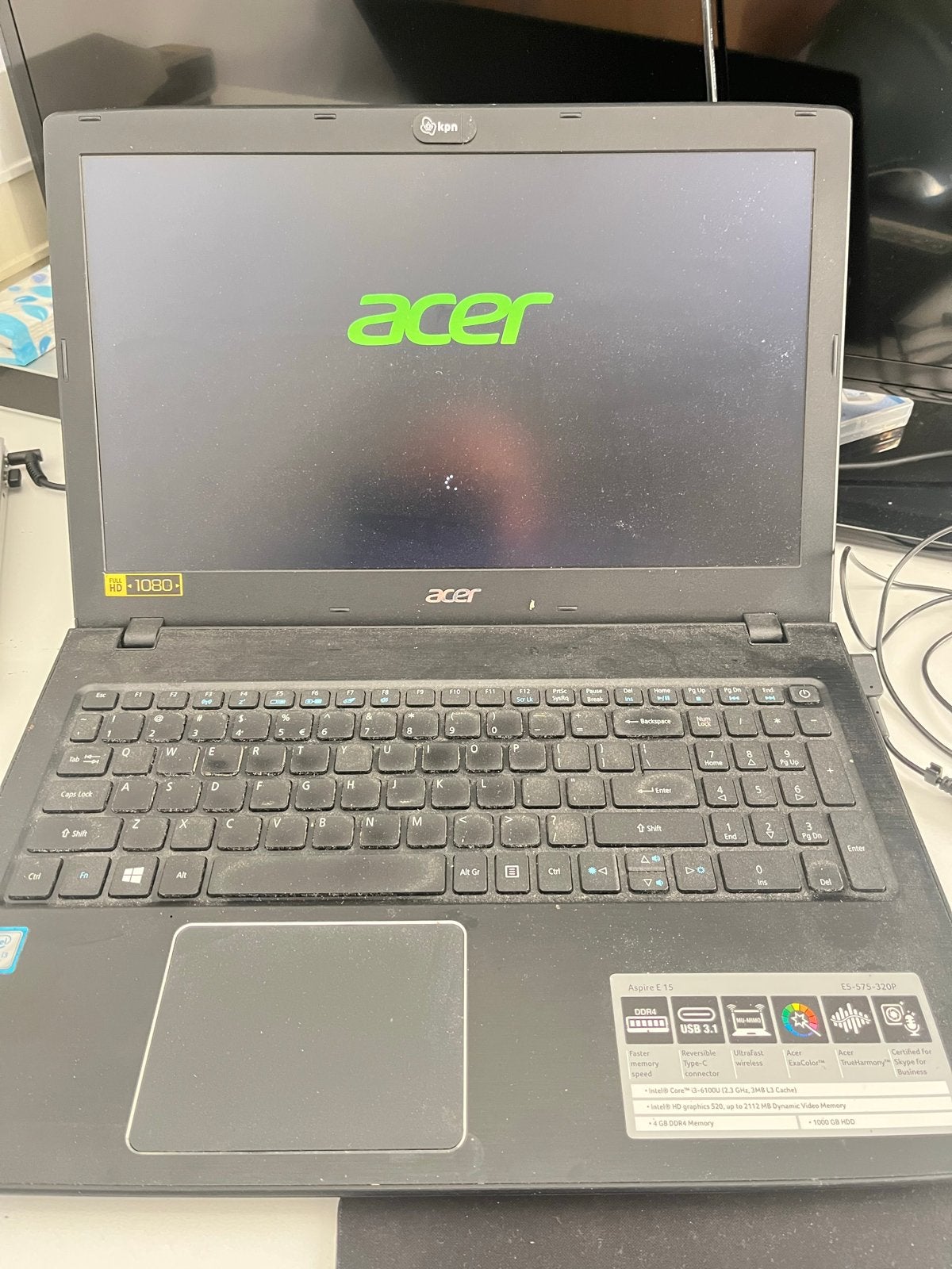 Acer Aspire E 15 E5-575-320P Laptop - Full HD, i3, 8GB RAM, Ophalen, Gebruikt, HDD, 2 tot 3 Ghz