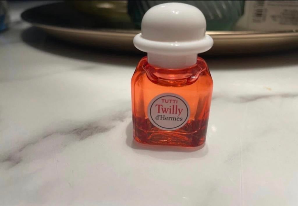 Twilly d'Hermès Tutti Mini Parfum voor Dames, Sieraden, Tassen en Uiterlijk, Uiterlijk | Parfum, Ophalen of Verzenden, Nieuw