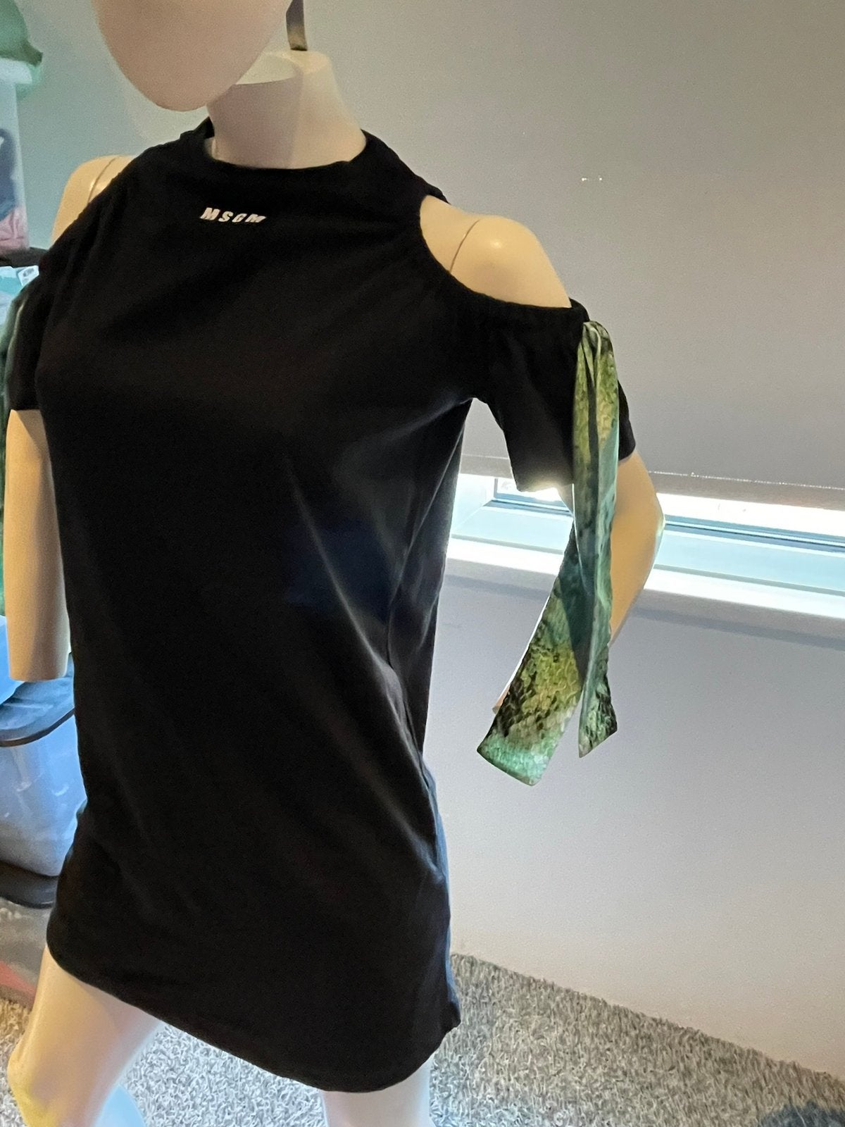 Msgm jurkje met open schouders 14 jaar, Ophalen of Verzenden, Zo goed als nieuw, Meisje, Jurk of Rok