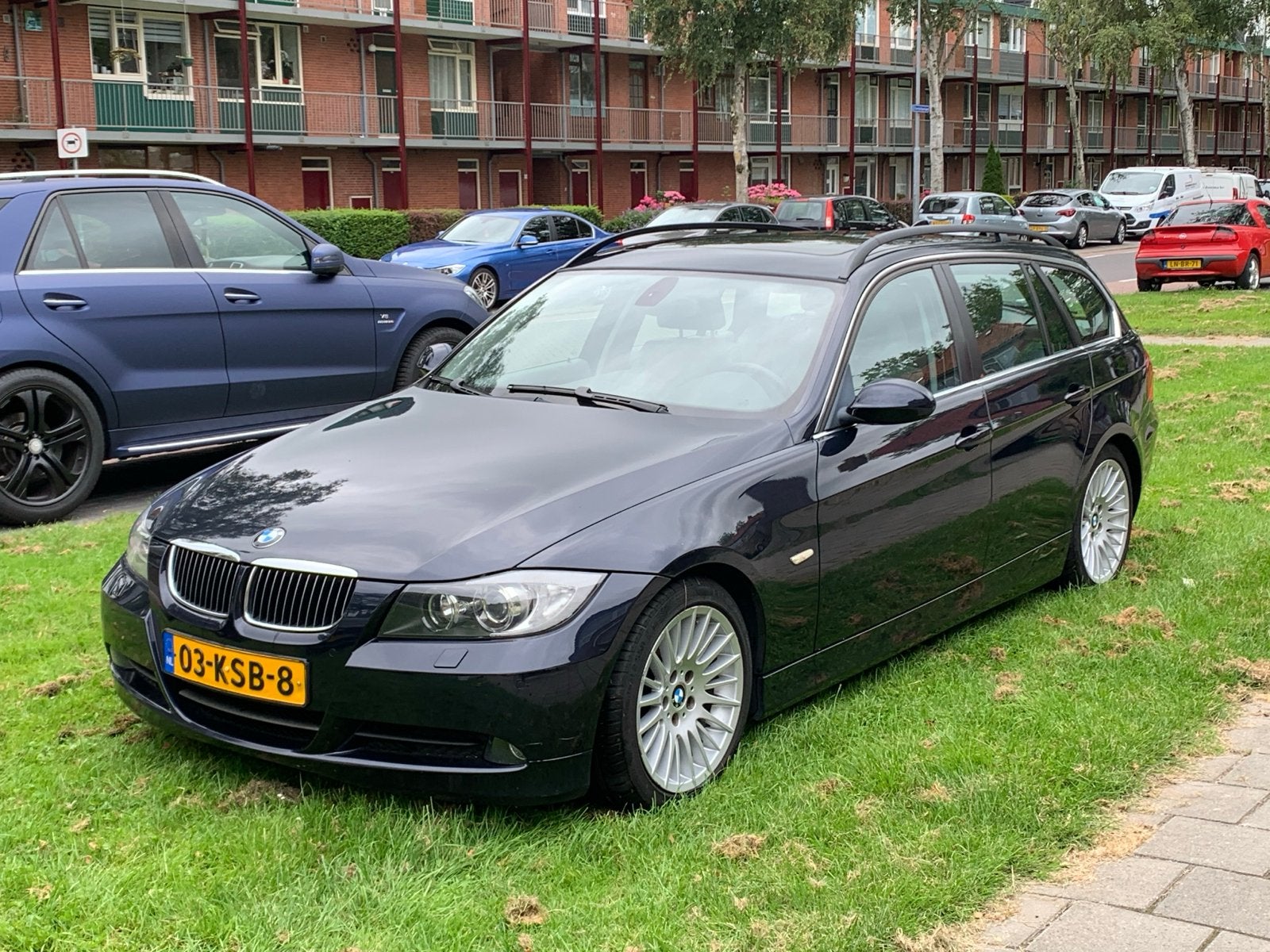 BMW 3-Serie 2.5 I 325 Touring 2006 Blauw, Auto's, Achterwielaandrijving, 1800 kg, 2497 cc, Automatische klimaatregeling