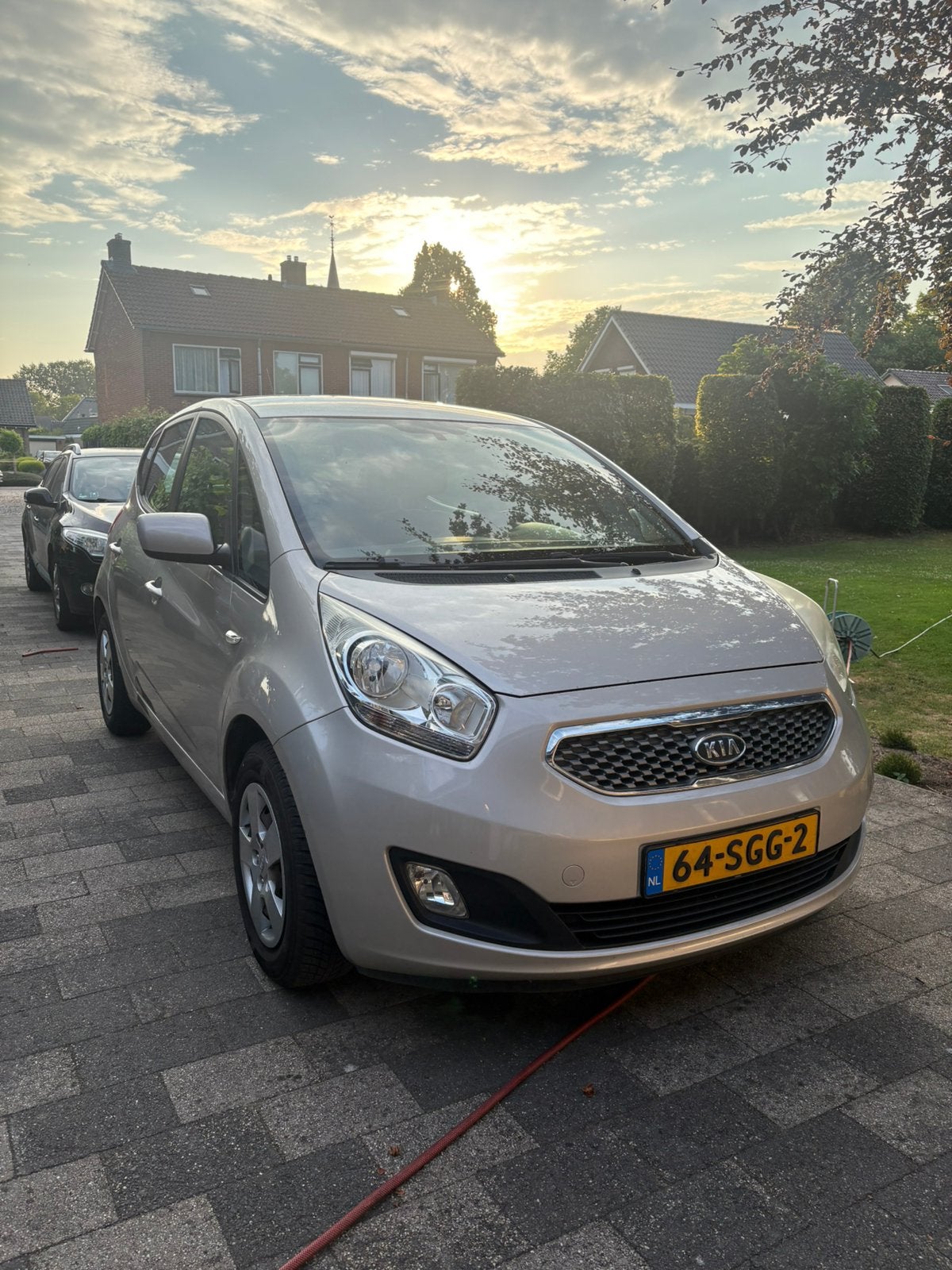Kia Venga 1.4 Cvvt 90pk 2011 Beige, Auto's, Voorwielaandrijving, Stof, Zwart, 4 cilinders