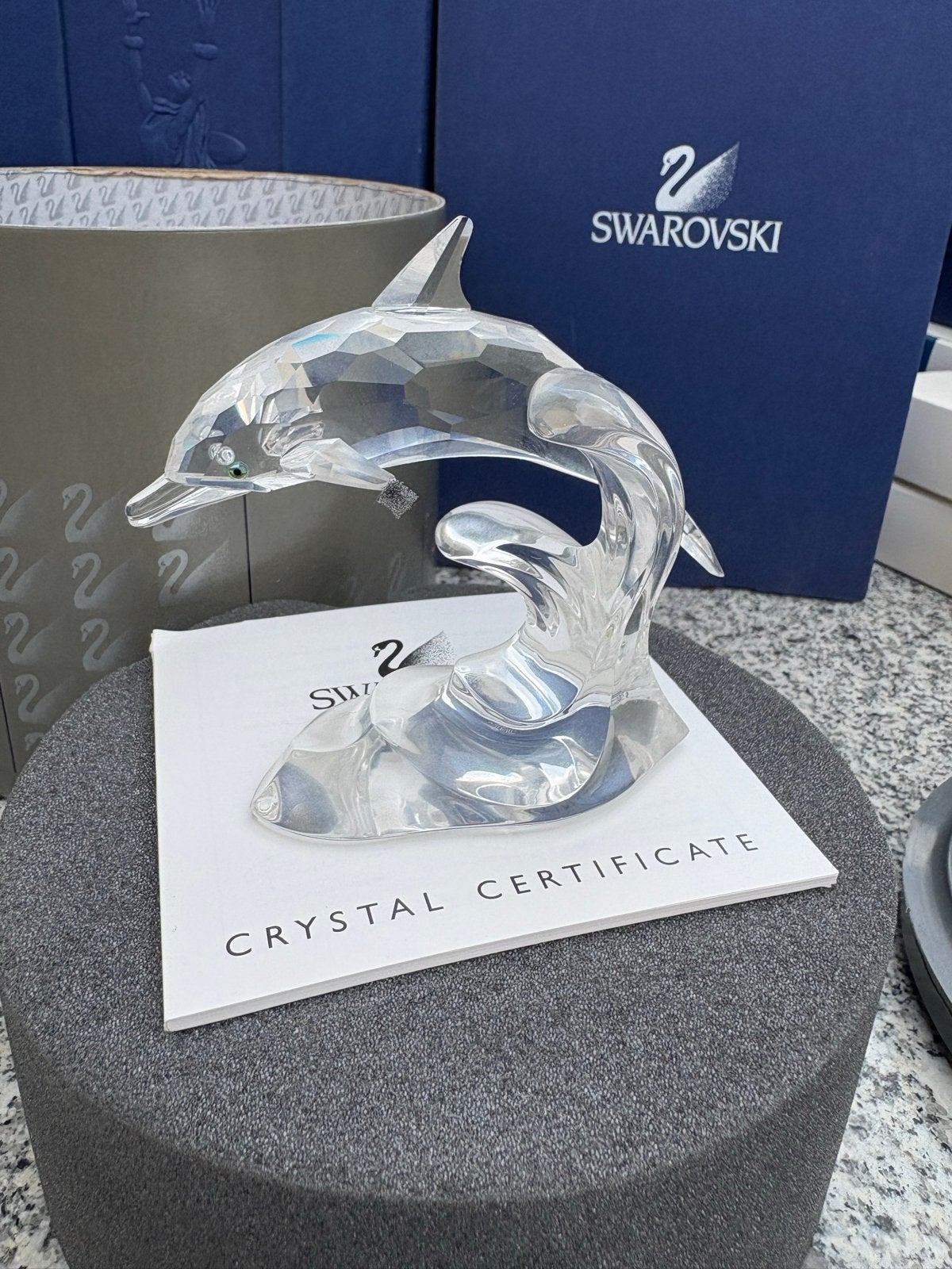 Swarovski Kristallen Dolfijn met Certificaat en doos, Ophalen, Zo goed als nieuw, Figuurtje