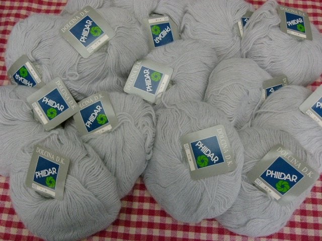 Breiwol wol garen Phildar Dolcina D.K. licht grijs 14 bollen, Ophalen of Verzenden, Nieuw, Breien of Haken, Wol of Garen