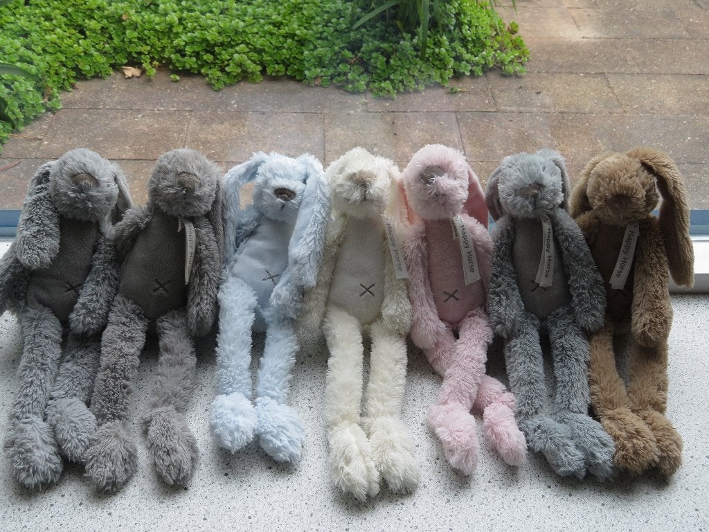 Konijn Rabbit Richie merk Happy Horse lichtgrijs velours, Kinderen en Baby's, Speelgoed | Knuffels en Pluche, Happy Horse, Ophalen of Verzenden