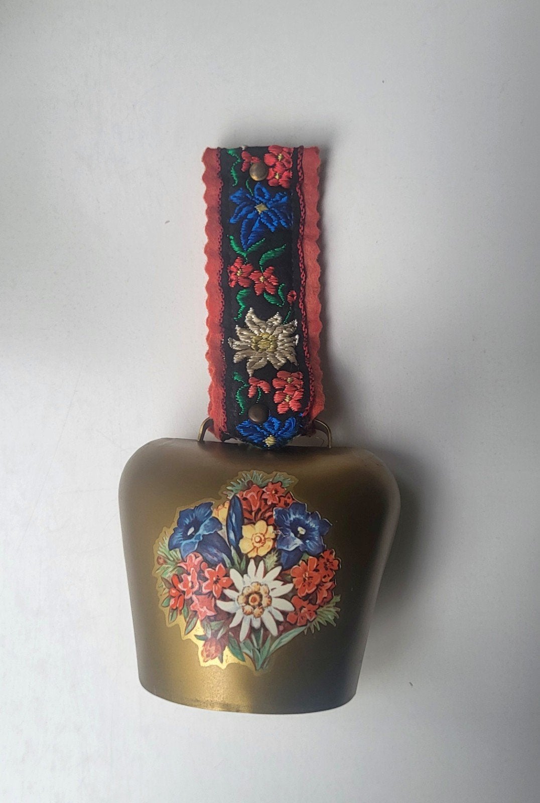 Oude koeienbel met bloemen aan stoffen band, Antiek en Kunst, Curiosa en Brocante, Ophalen of Verzenden