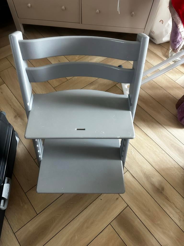 Stokke kinderstoel grijs, Ophalen, Gebruikt, Meegroeistoel, Aanschuifbaar
