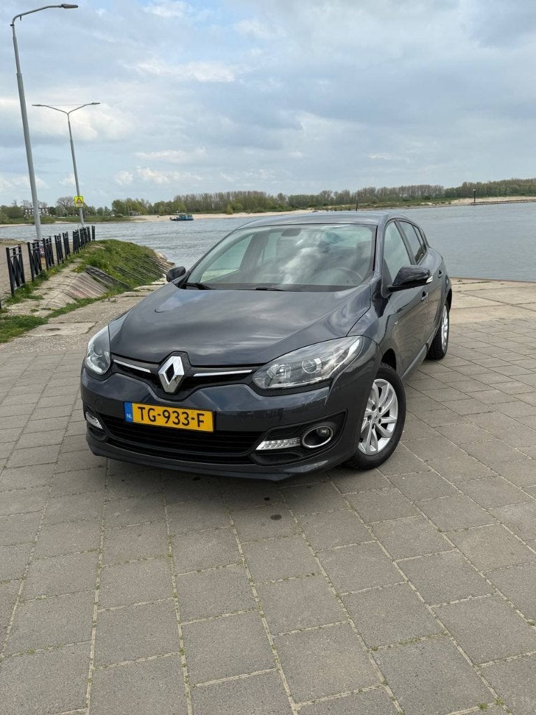Renault Mégane 1.2 TCE 85KW Energy HB 2015 Grijs, Voorwielaandrijving, Stoelverwarming, Zwart, 4 cilinders