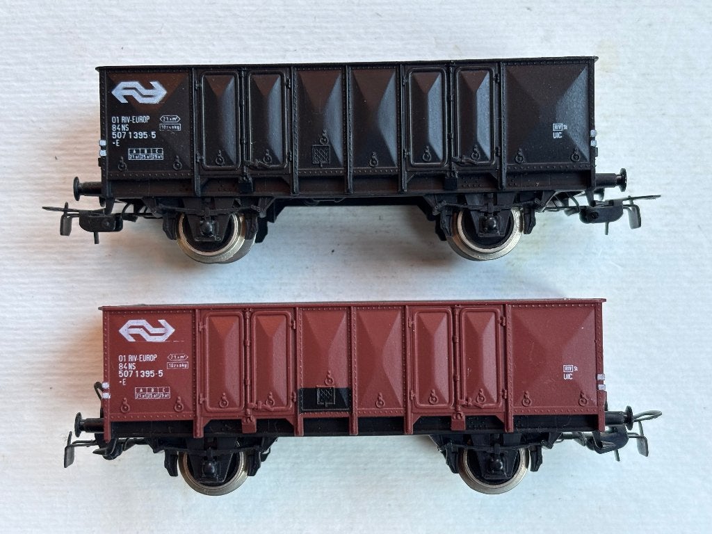 2 Piko NS open bakwagons 5/6444/090 en /091, Hobby en Vrije tijd, Gelijkstroom of Wisselstroom, Wagon, Piko, Ophalen of Verzenden