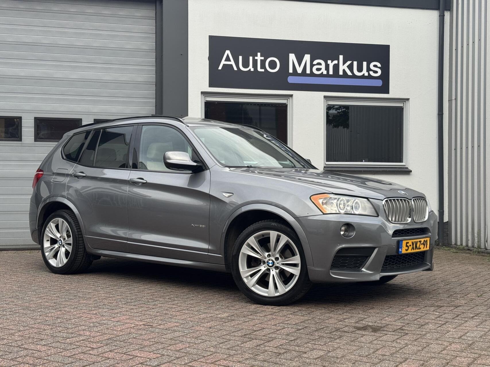 BMW X3 xDrive28i 3X M-Sport|Pano|Memory|Camera|Trekhaak|Flip, Euro 5, Gebruikt, 4 cilinders, 1535 kg
