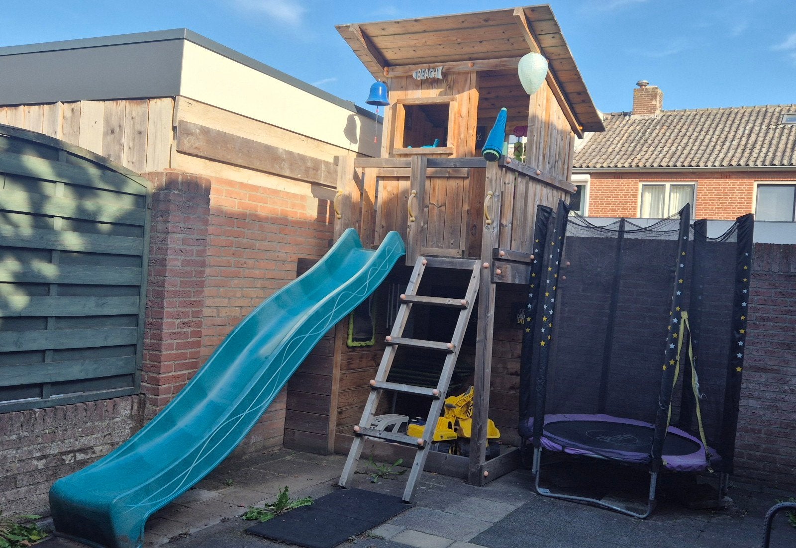 Speelhuis met glijbaan, Kinderen en Baby's, Speelgoed | Buiten | Speeltoestellen, Ophalen