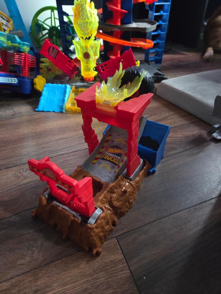 Hot Wheels Monstertrucks Arena Slopers Uitdaging Brandalarm, Ophalen, Zo goed als nieuw, Overige merken