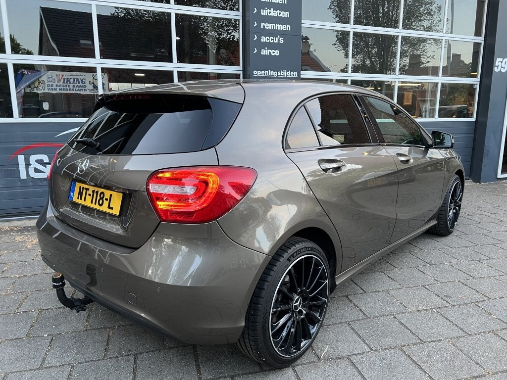 Mercedes-Benz A-Klasse 180 Prestige Airco (bj 2013), Emergency brake assist, Gebruikt, 4 cilinders, Leder en Stof