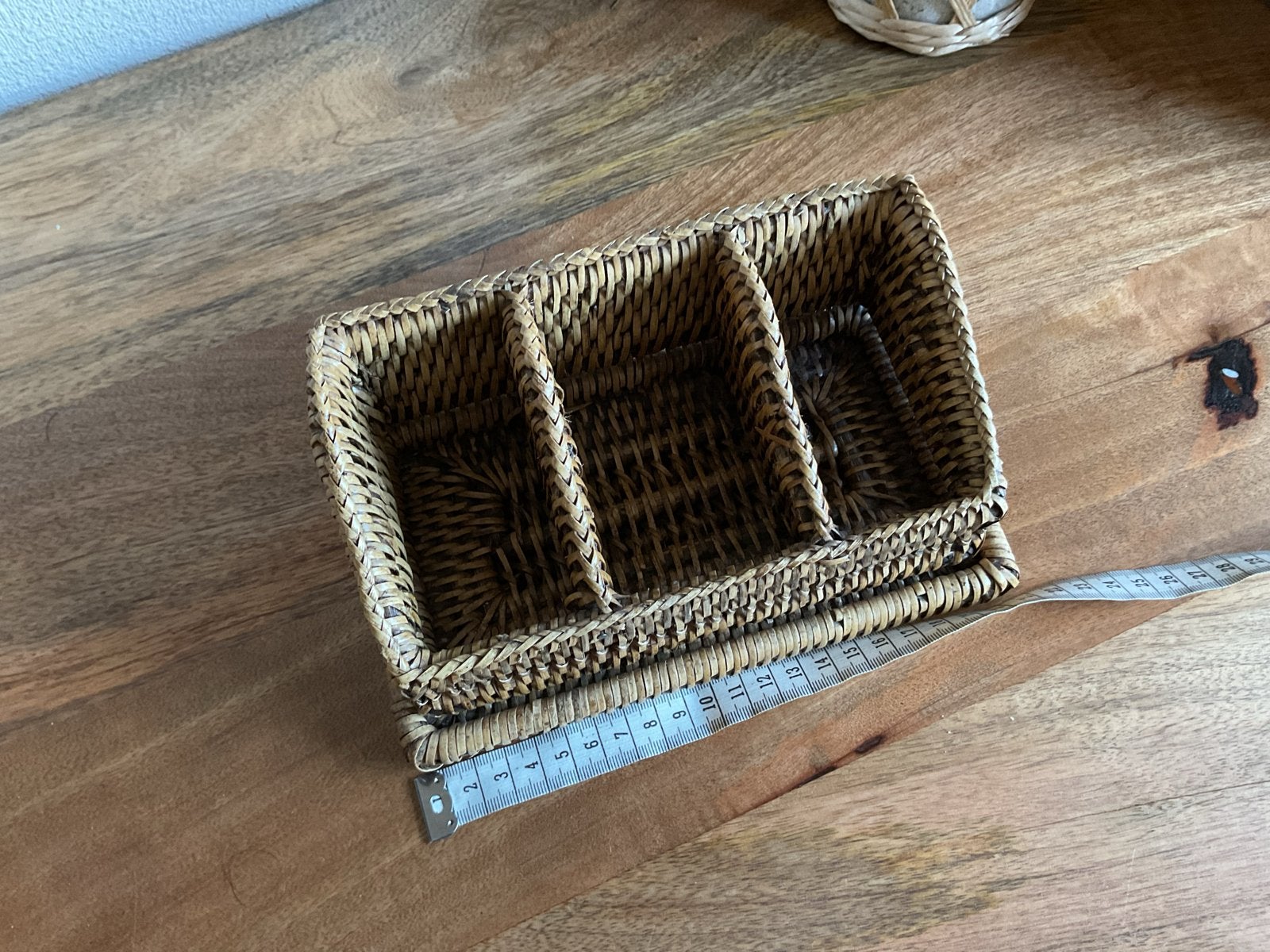Rotan/ birma riet thee organizer met 3 vakken, Ophalen of Verzenden, Natuurlijk materiaal, Bruin, Landelijk