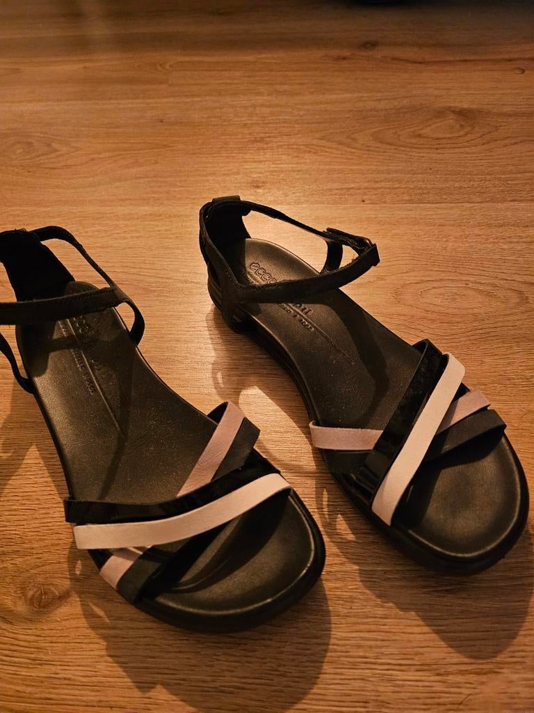 ECCO Sandalen Maat 38 - Zwart met Beige/Witte Bandjes, Ophalen of Verzenden, Zo goed als nieuw, Zwart, Sandalen of Muiltjes