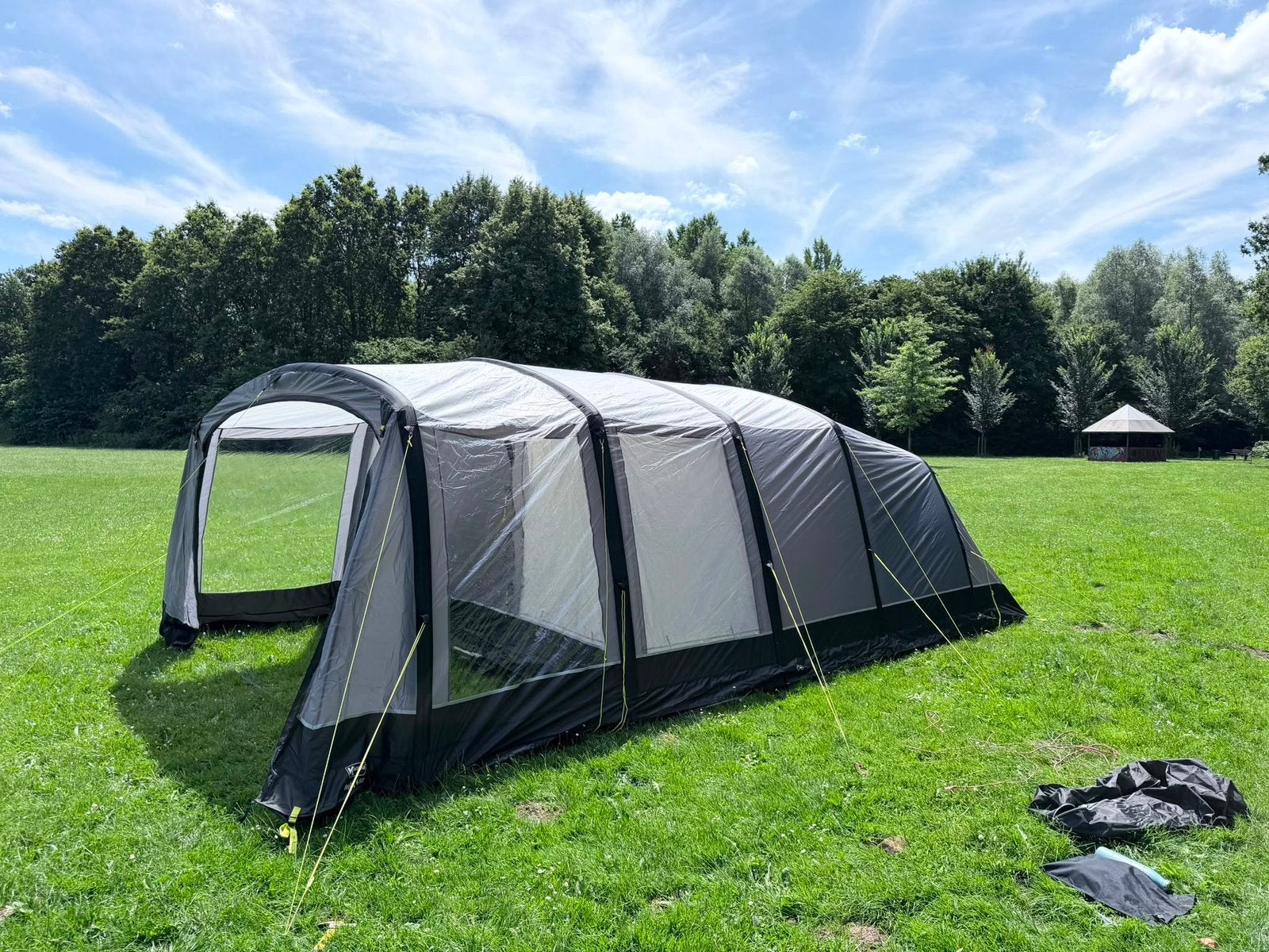 Kampa Hayling 6 AIR - 6-persoons oppomptent incl. extra's!, Ophalen, Zo goed als nieuw