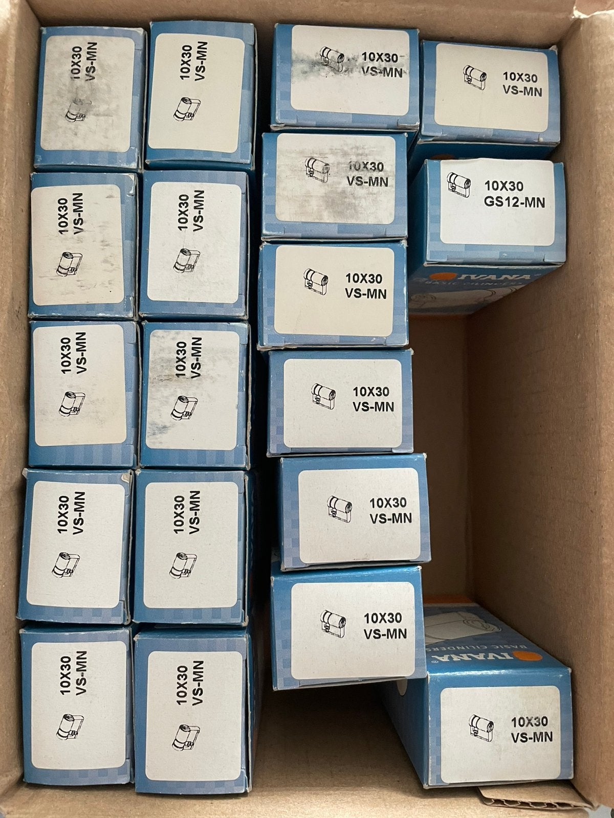 nieuwe Ivana basic cilinder 10 x 30 VS-MN 10 stuks, Ophalen of Verzenden, Nieuw, Slot