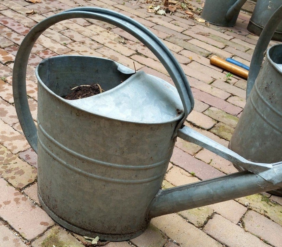 zinken gieter met kop, Ophalen, Gebruikt, Metaal