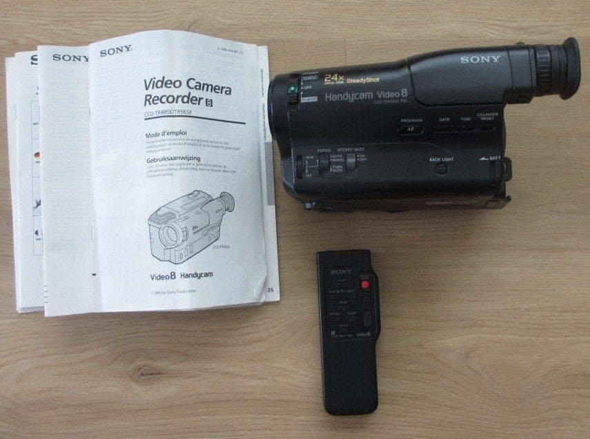 SONY Handycam CCD-TR565e video8 camcorder, Audio, Tv en Foto, Videocamera's Analoog, Ophalen of Verzenden, Hi 8, Camera