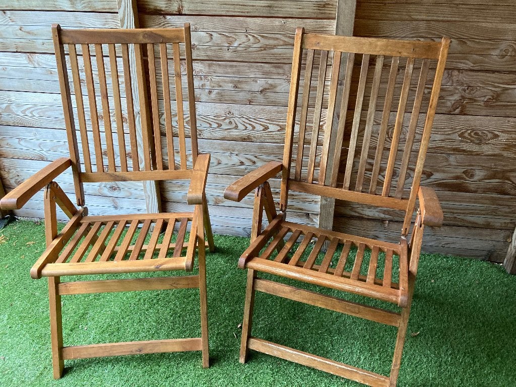 Twee verstel- inklapbare tuinstoelen., Ophalen, Zo goed als nieuw, Hout, Inklapbaar