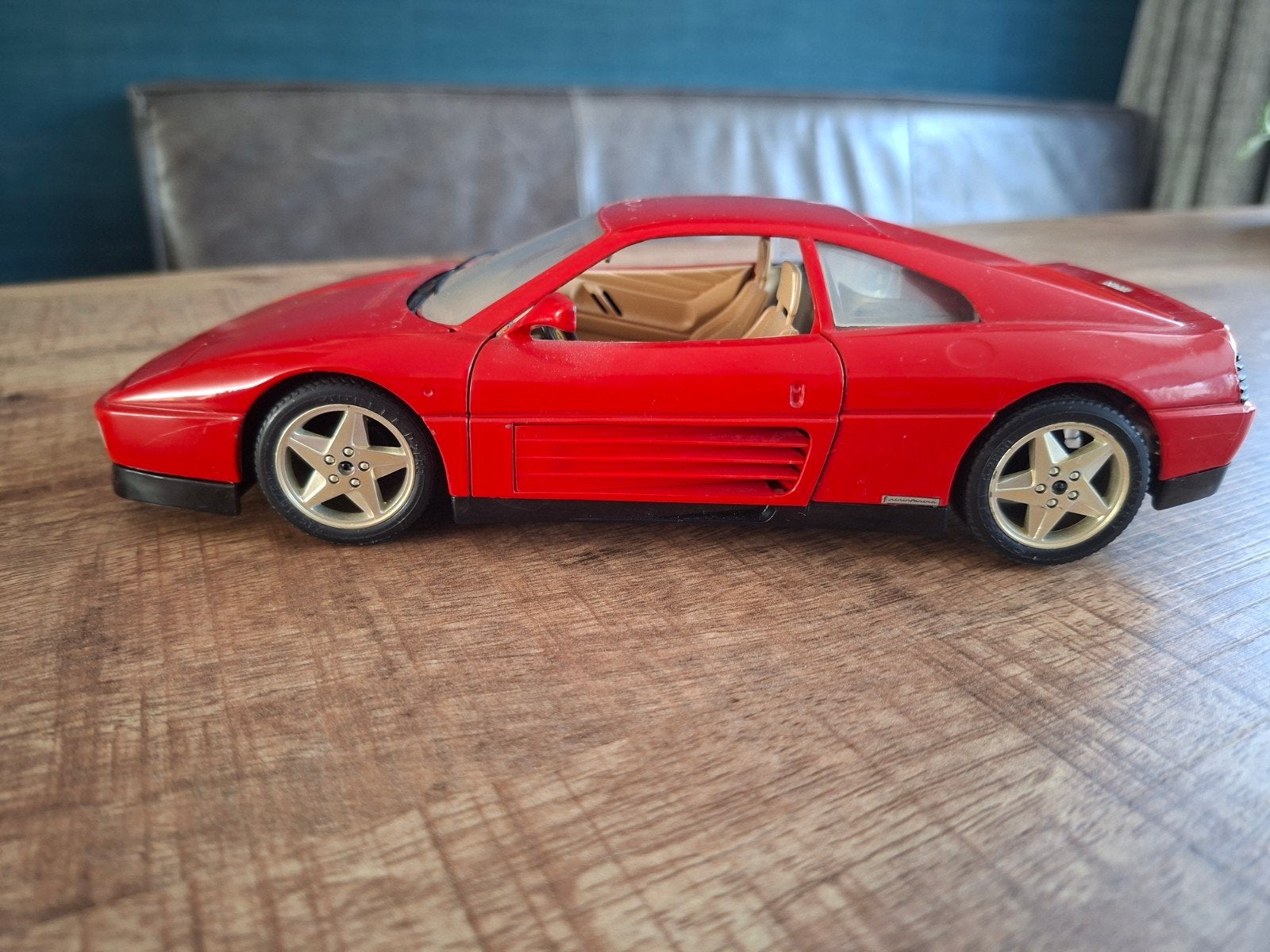 Ferrari 348 TB modelauto - Rood - Gedetailleerd, Ophalen of Verzenden, Zo goed als nieuw, Auto, Overige merken