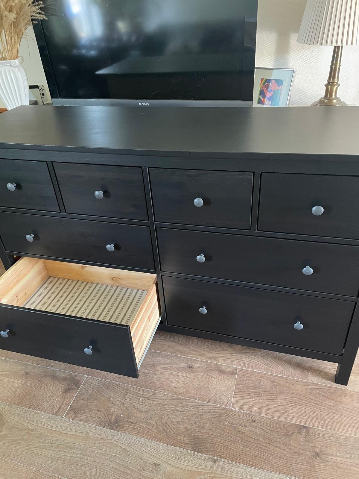 Hemnes ladekast, Huis en Inrichting, Kasten | Ladekasten, Ophalen, 5 laden of meer, 150 tot 200 cm, Zo goed als nieuw