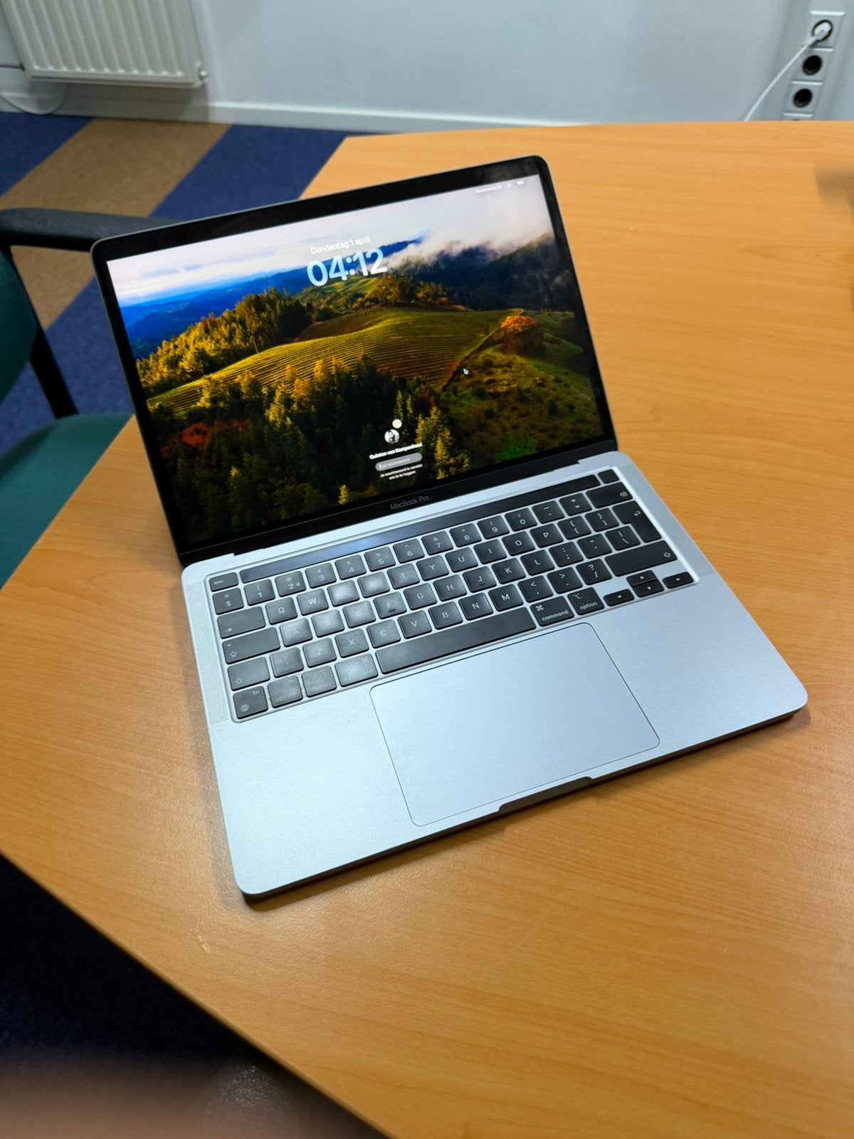 Apple MacBook Pro 13 inch M2 (2022) – 8GB RAM – 256GB SSD, MacBook Pro, Gebruikt, 256 GB, Qwerty