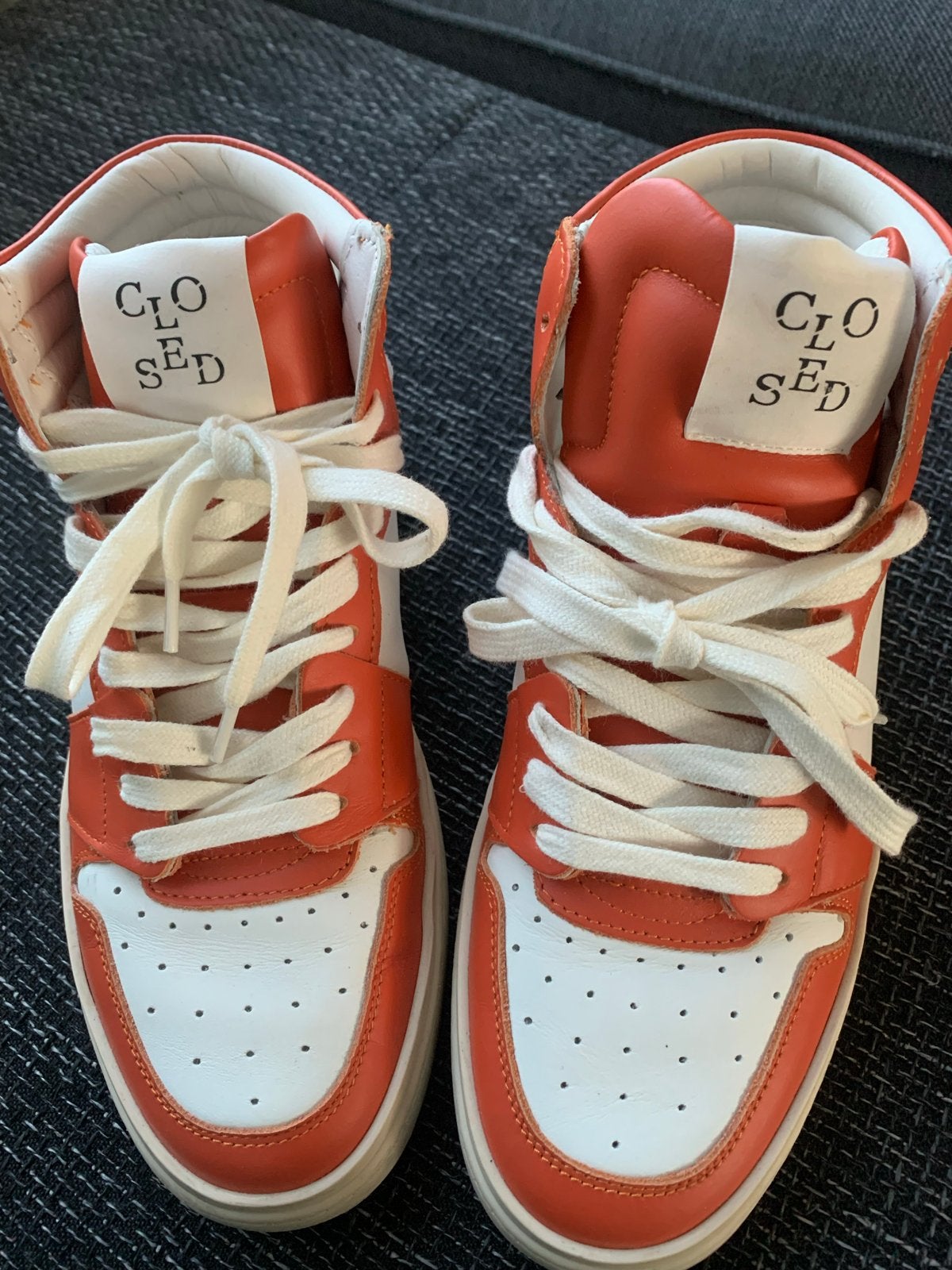Closed sneakers or gympen, maat 38, Ophalen of Verzenden, Zo goed als nieuw, Oranje, Sneakers of Gympen