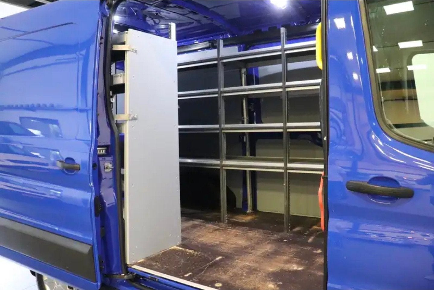 Complete intergro aluminium bedrijfswageninrichting, Ophalen, Gebruikt