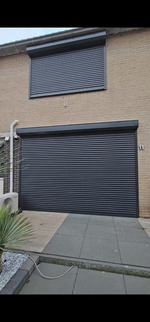 elektrische garagedeur op maat met Somfy motor, Gebruikt, Garagedeur, Ophalen of Verzenden, 120 cm of meer