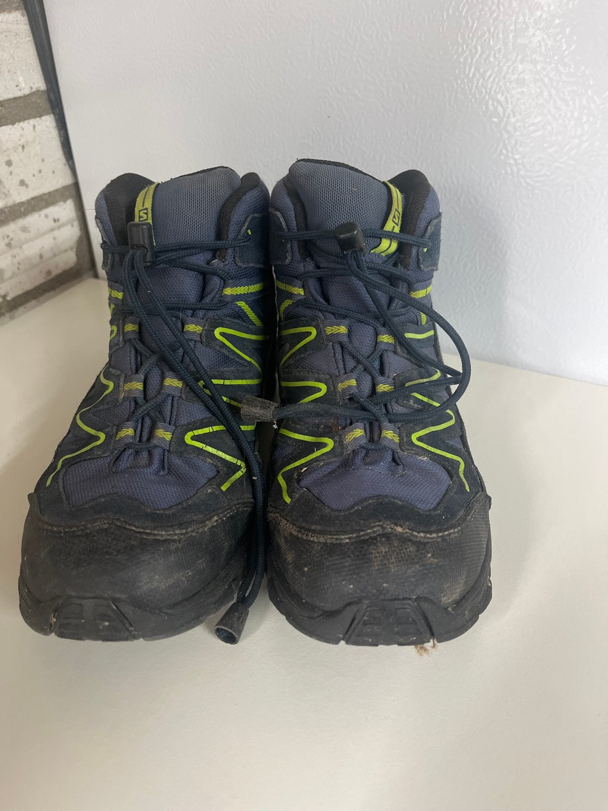 Salomon bergschoenen kinderen maat 37 1/3, Ophalen of Verzenden, Zo goed als nieuw, Schoenen