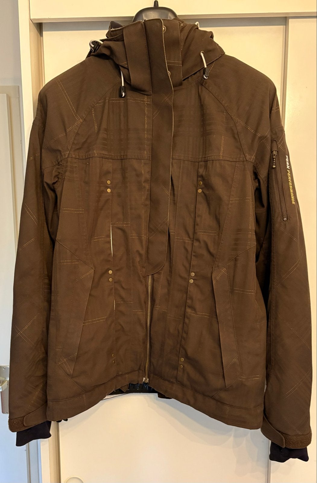 Peak Performance skijack - middenbruin, Ophalen of Verzenden, Gedragen, Maat 36 (S), Jack