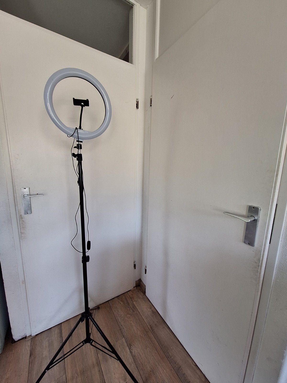 Ranglijst met statief voor selfie foto's of filmpjes, Ophalen, Zo goed als nieuw, Lamp of Flitsset