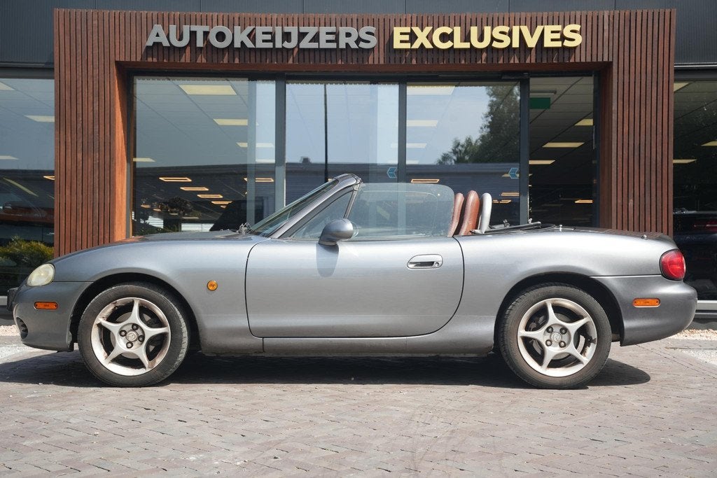 Mazda MX-5 1.6i Exclusive Leer Stoelverwarming, Auto's, Mazda, Zwart, 4 cilinders, Cabriolet, 1010 kg