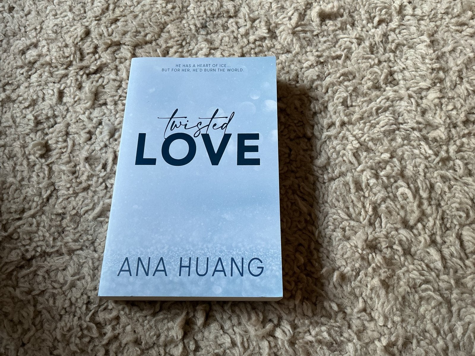 Twisted Love - Ana Huang (Engels)  opbr giro 555, Boeken, Romans, Ophalen of Verzenden, Zo goed als nieuw, Wereld overig