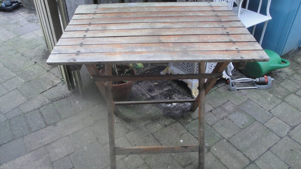 antiek cafe  bistrotafeltje hout heel stevig, Ophalen