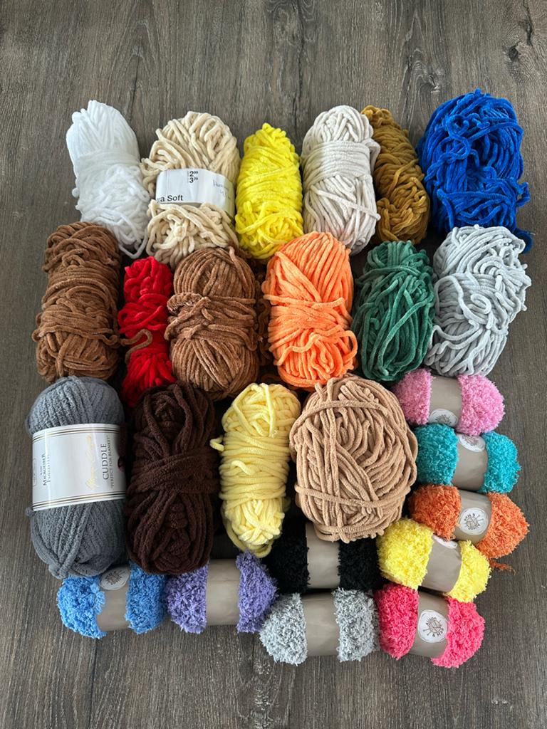 Diverse velvet/fluffy garens voor amigurumi - nieuw & gebrui, Ophalen of Verzenden, Gebruikt, Haken, Wol of Garen