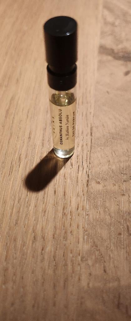 Osmanthus Absolu 2ml edp Essential Parfums x Skins, Verzenden, Nieuw