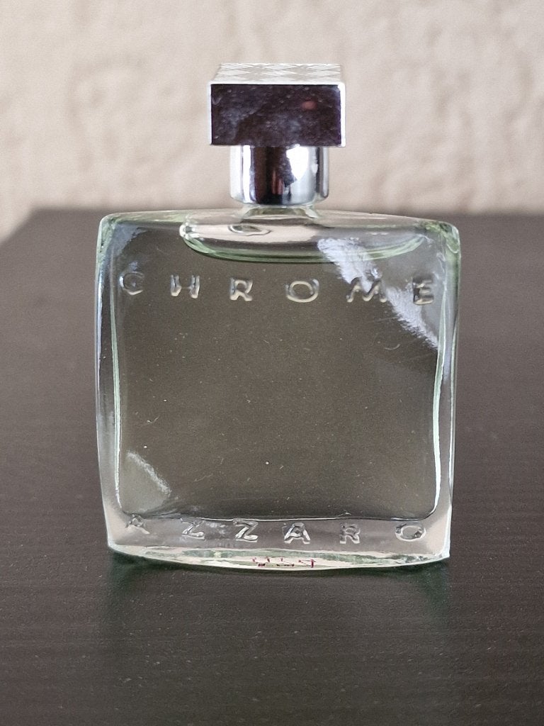 Miniatuur parfum flesje Azzaro man, Verzamelen, Ophalen of Verzenden, Zo goed als nieuw, Miniatuur, Gevuld