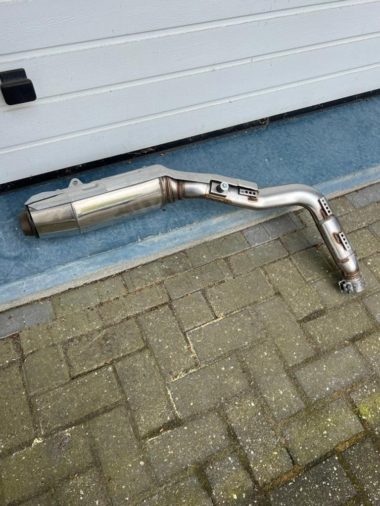 Uitlaat Honda CBR 600rr 2003-2004, Ophalen