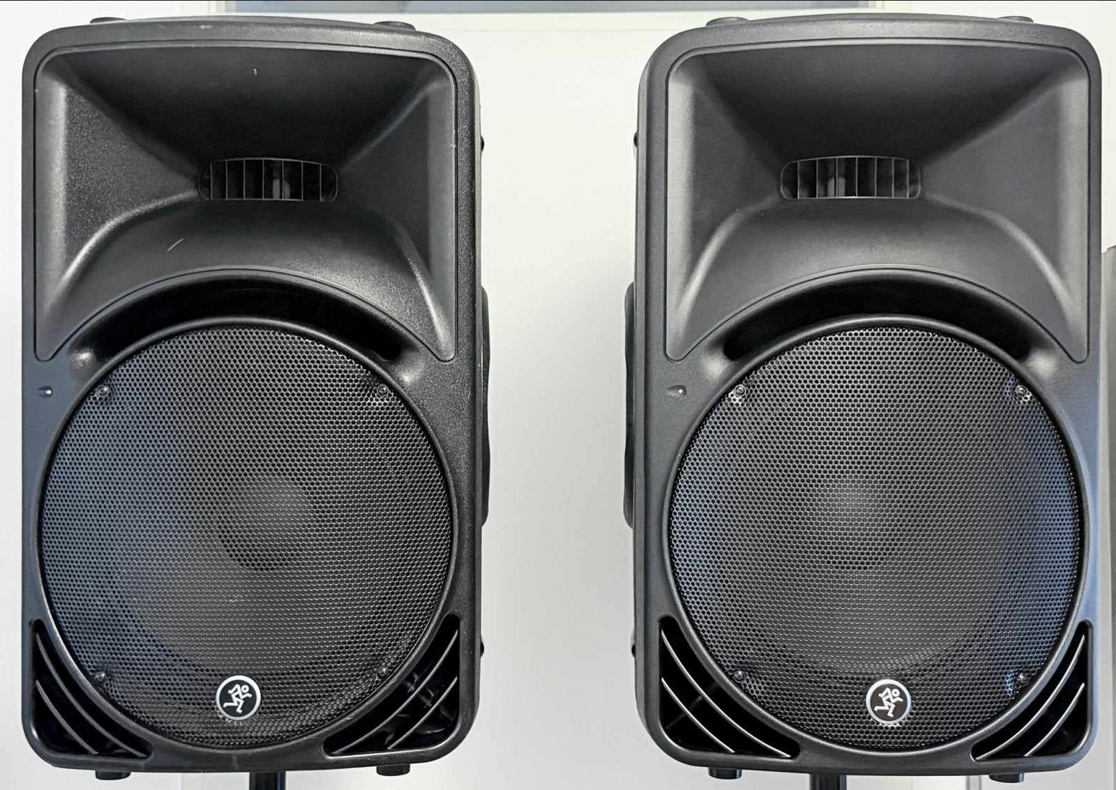 Mackie SRM450 v3 actieve luidspreker - 1000W - PA DJ Events, Gebruikt, Party speaker, Ophalen of Verzenden, 150 watt of meer