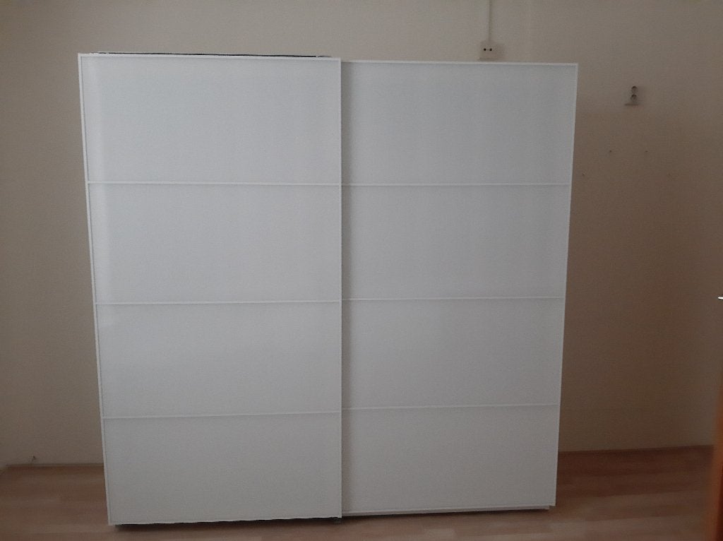Witte kledingkast met schuifdeuren en lades, Huis en Inrichting, Kasten | Kledingkasten, Gebruikt, 200 cm of meer, 150 tot 200 cm