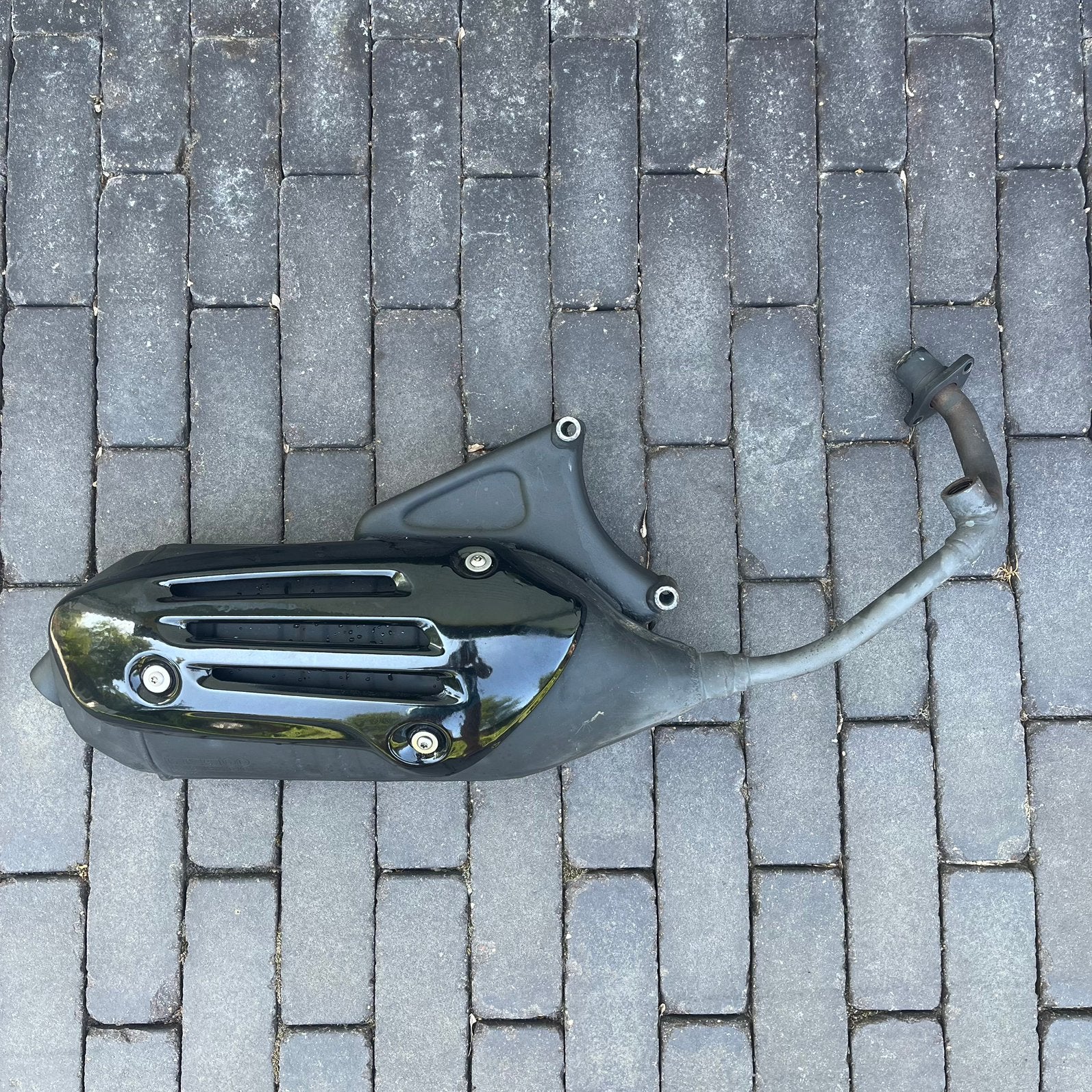 Vespa uitlaat v3, Ophalen