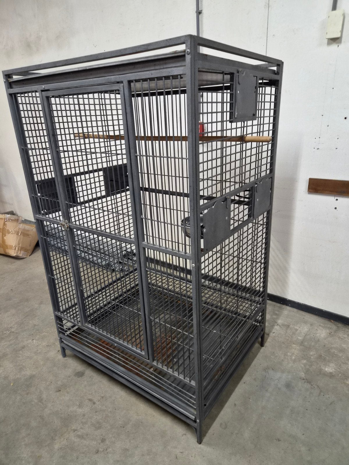 grote vogelkooi, Dieren en Toebehoren, Ophalen of Verzenden, Gebruikt, Metaal, Vogelkooi