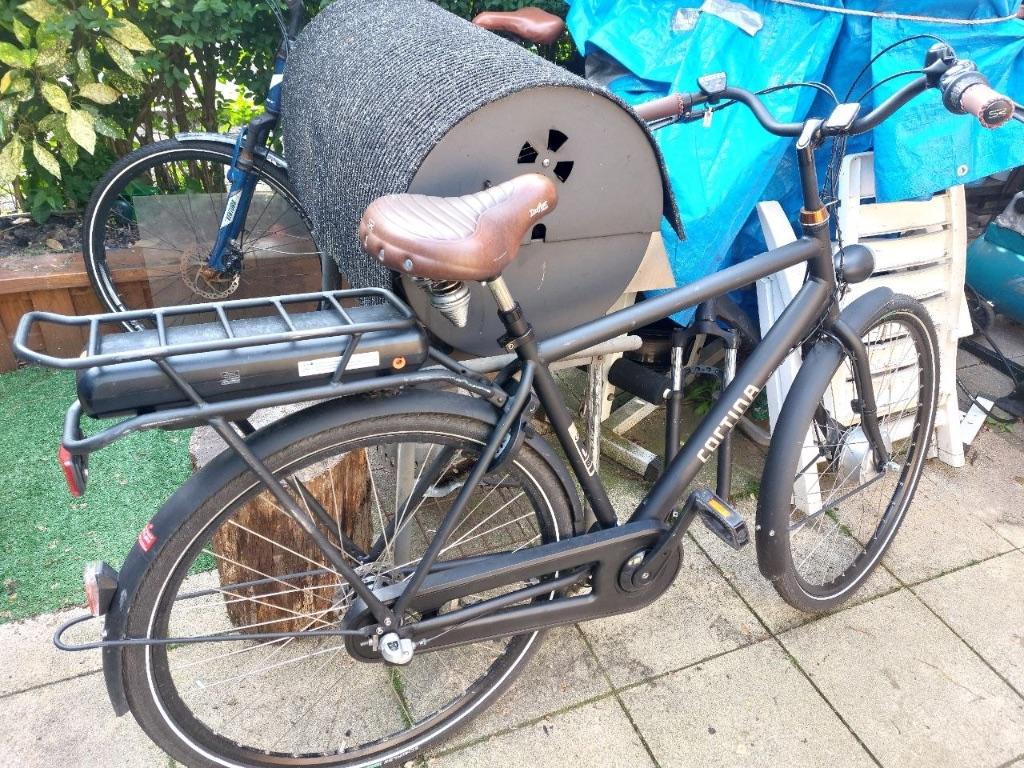 E-bike Cortina U-1, Ophalen, Zo goed als nieuw, 50 km per accu of meer, Cortina
