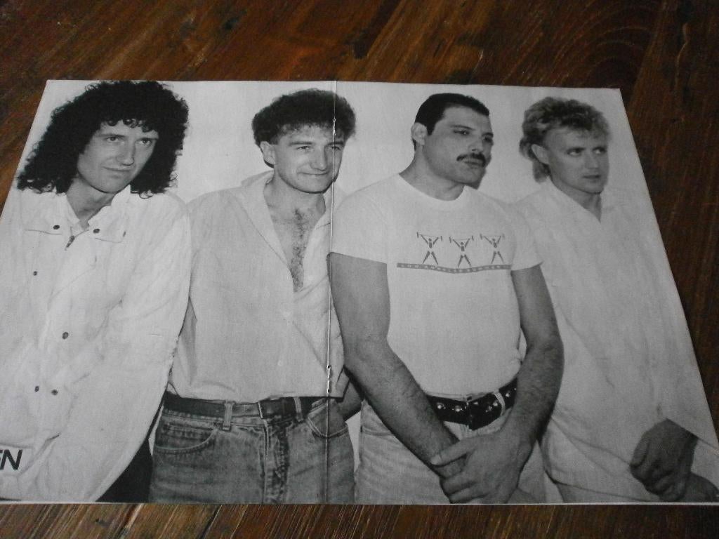 a3 dubbelzijdige poster jr 80 Queen /  Lionel Richie, Verzamelen, Posters, Verzenden, Zo goed als nieuw, A1 t/m A3, Muziek