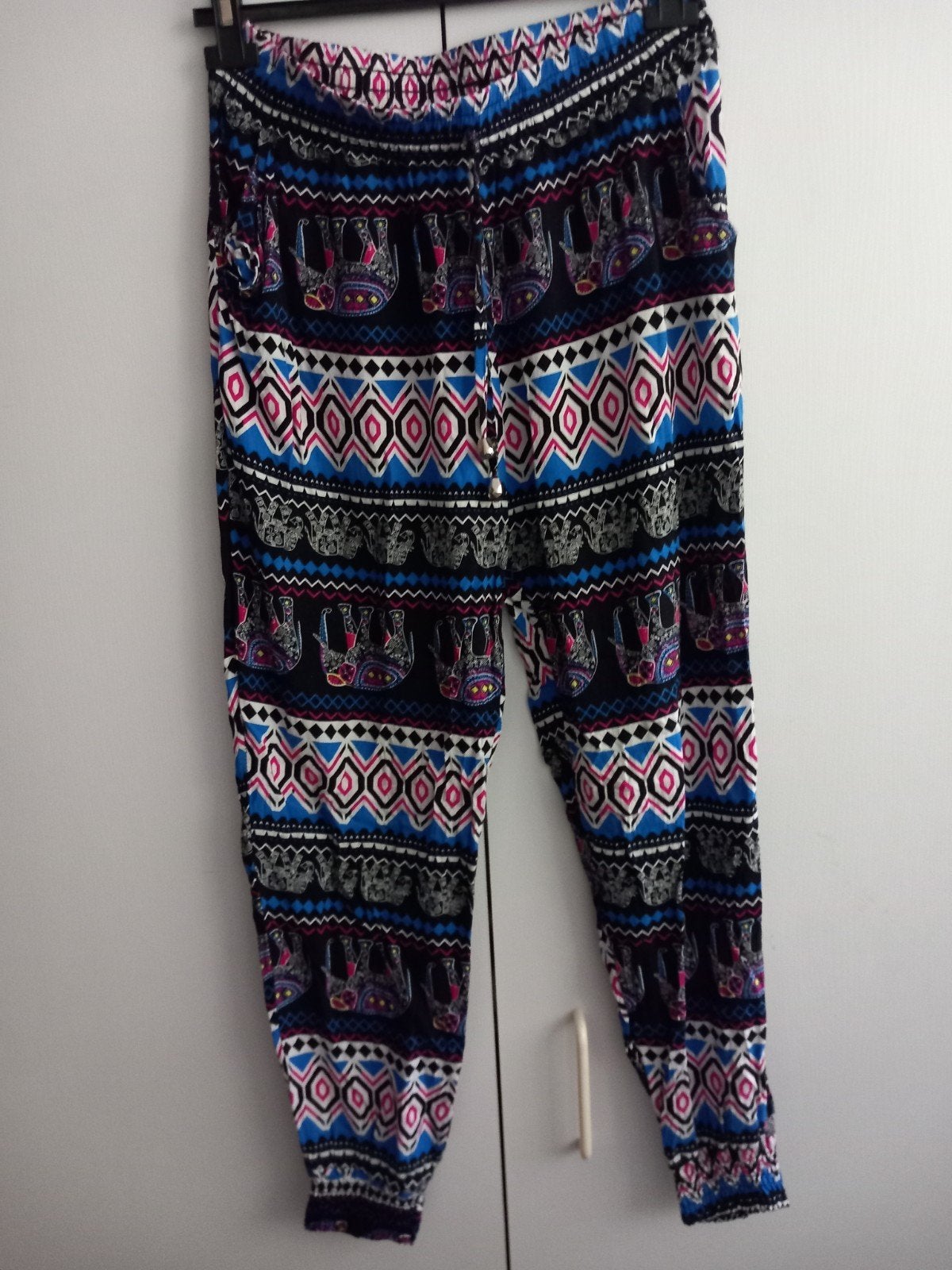 Bijna gratis Dunne Broek maat s, Kleding | Dames, Blauw, Ophalen of Verzenden, Zo goed als nieuw, Maat 36 (S)