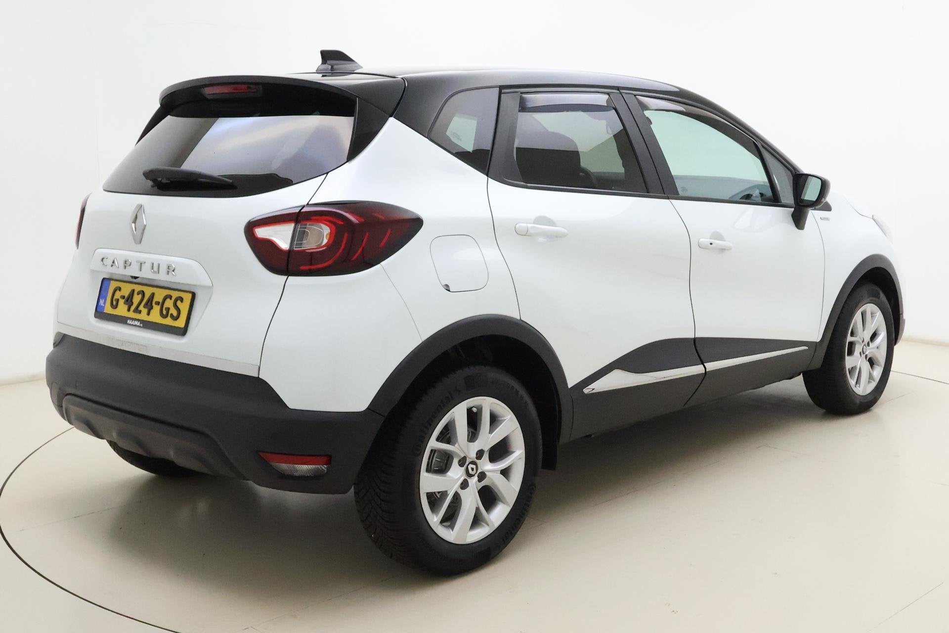 Foto 2 van Renault Captur 0.9 TCe Life | Climate control | Cruise contr