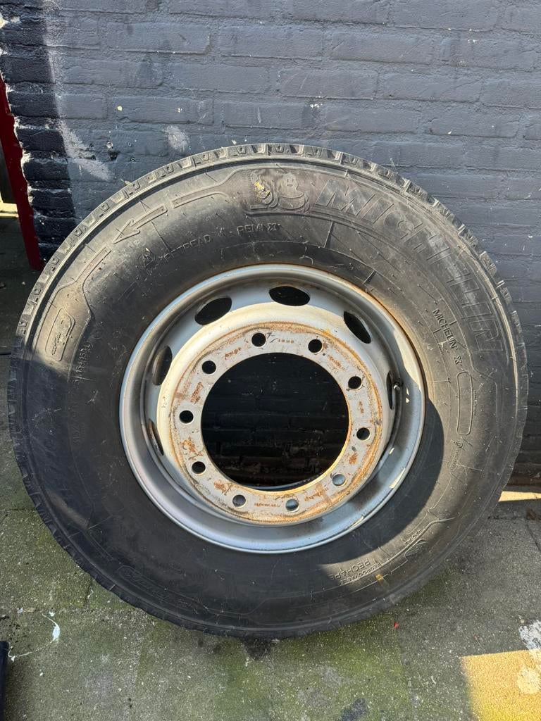 Band 315/70R22.5   9mm, Auto-onderdelen, Vrachtwagen-onderdelen, Ophalen, Gebruikt, Overige merken