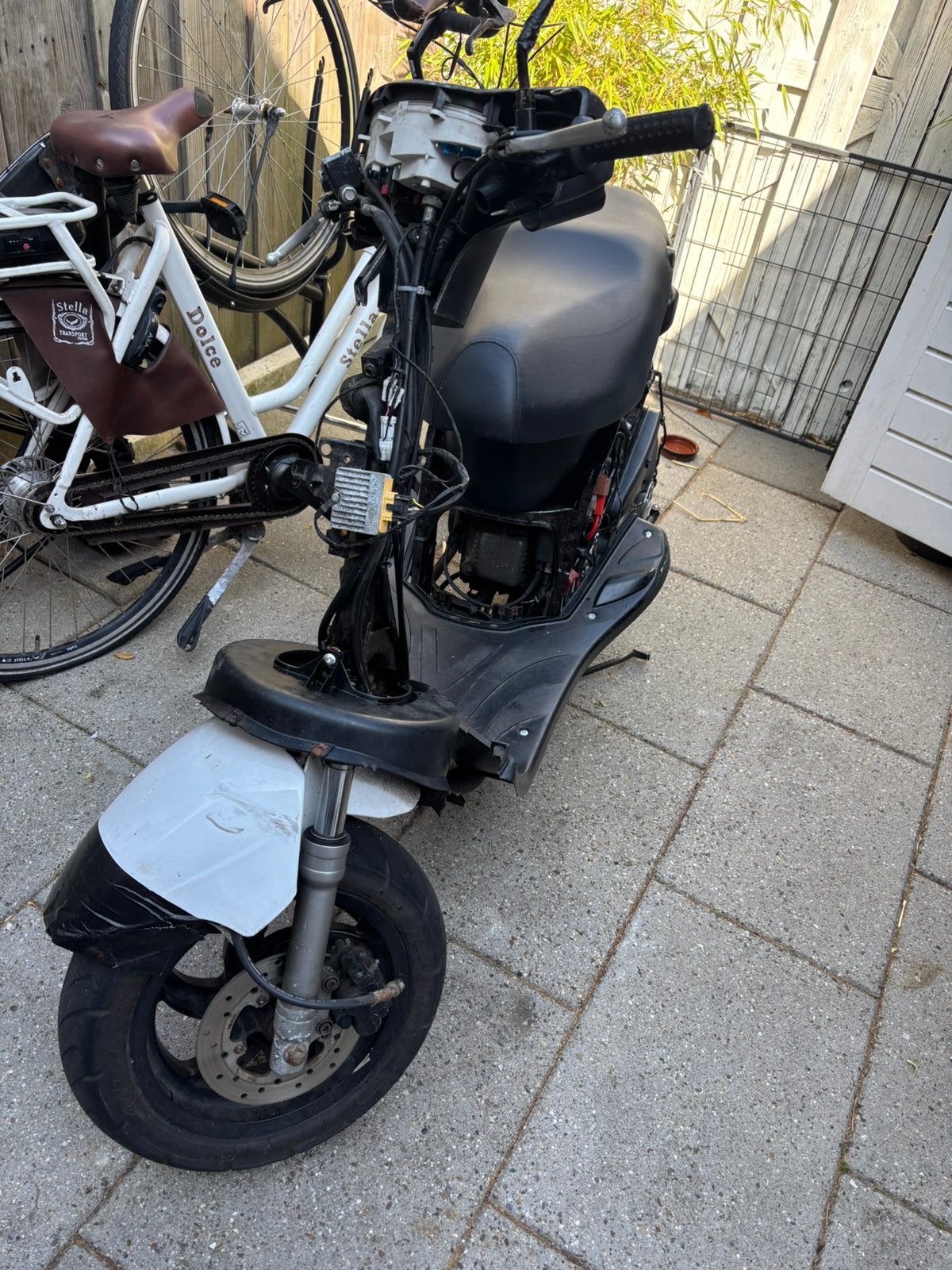 Piaggio fly 50cc 4takt alles inbegrepen., Fietsen en Brommers, Ophalen of Verzenden, Zo goed als nieuw, Benzine, Piaggio