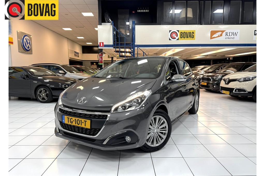 Peugeot 208 1.2 PT BL Executive Bovag Garantie Navi, Auto's, Peugeot, Bedrijf, Te koop, ABS, Airbags, Airconditioning, Alarm, Automatische klimaatregeling